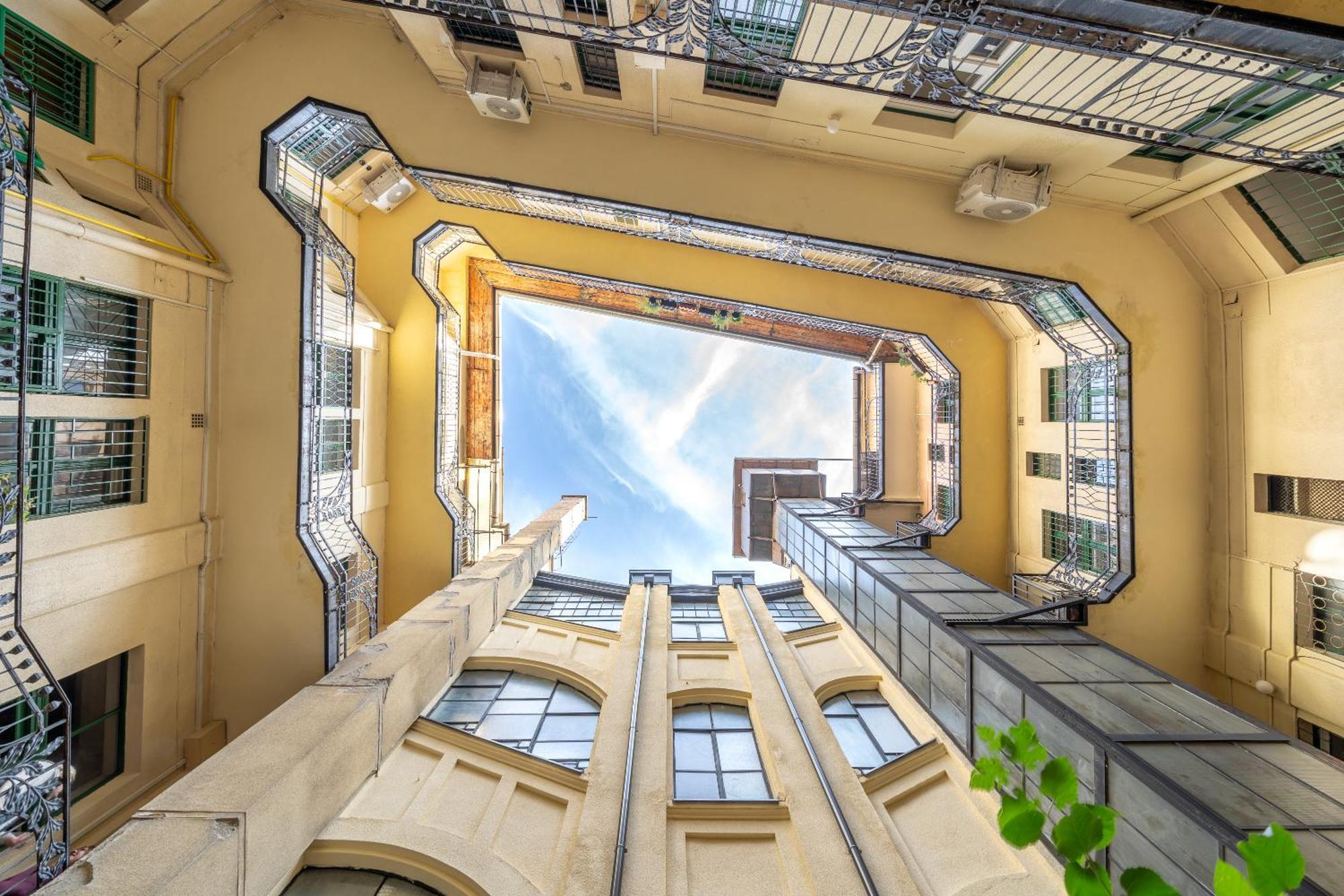Apartament Rakoczi 2 Bedroom Stylish *